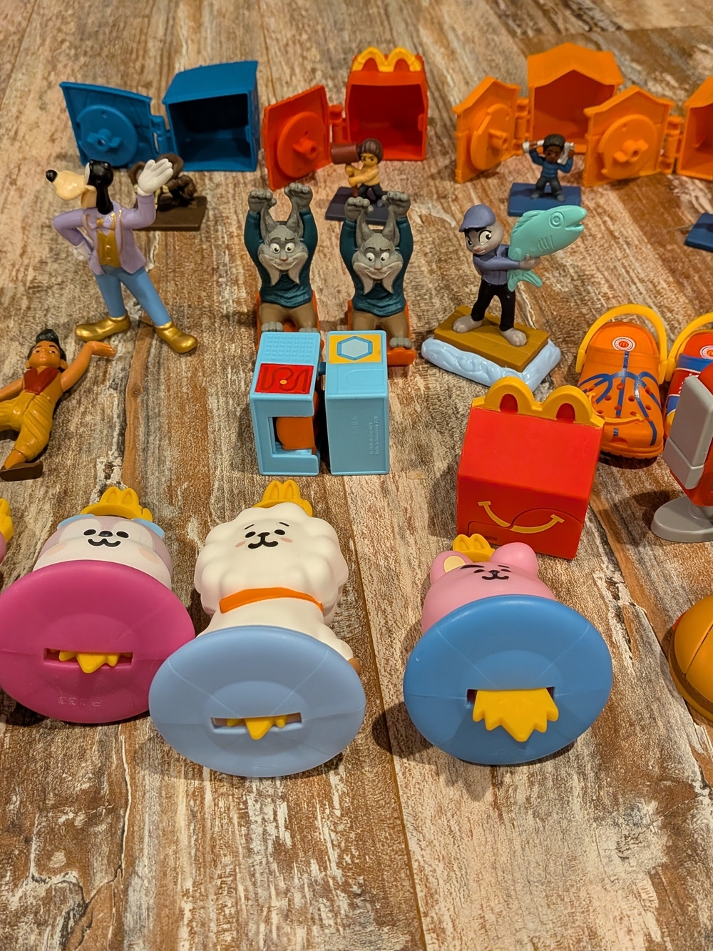 McDonald's Kids Toy Set – B21, Stranger Things, Crocs, Zootopia 2